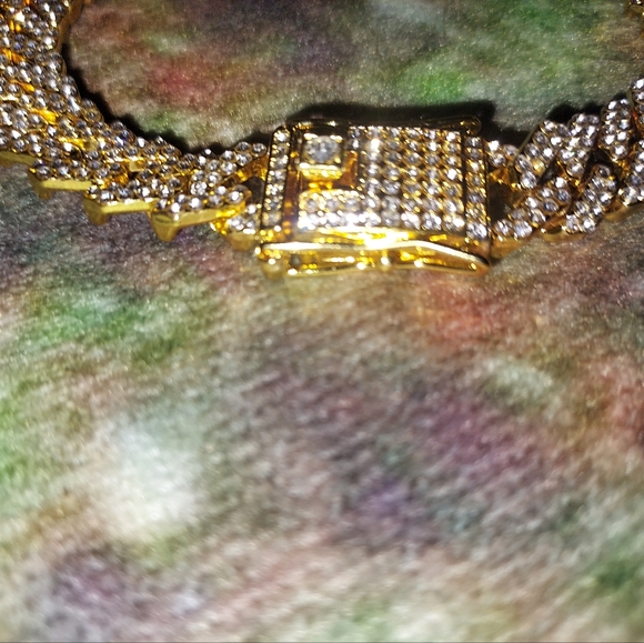 12mm. Electroplated Hip Hop Iced Out Bracelet For Men or Women 9.06 in. - Picture 10 of 11